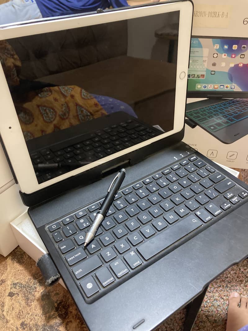 Ipad with flip book 6