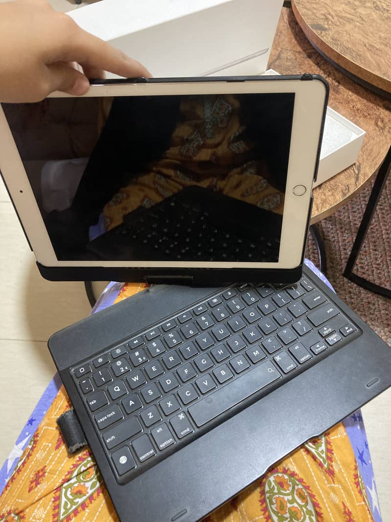 Ipad with flip book 8
