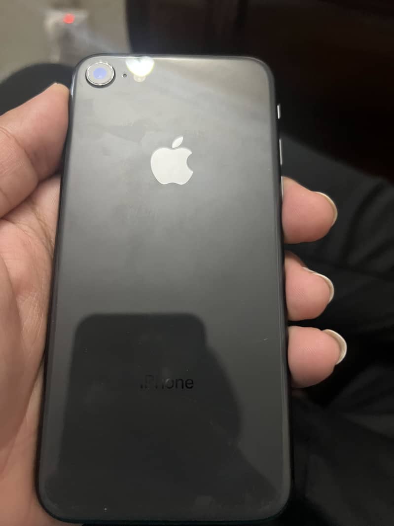 Apple iPhone 8 2