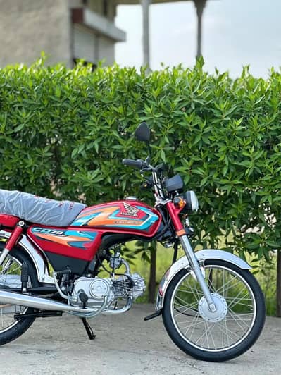 Honda CD 70 2027 model