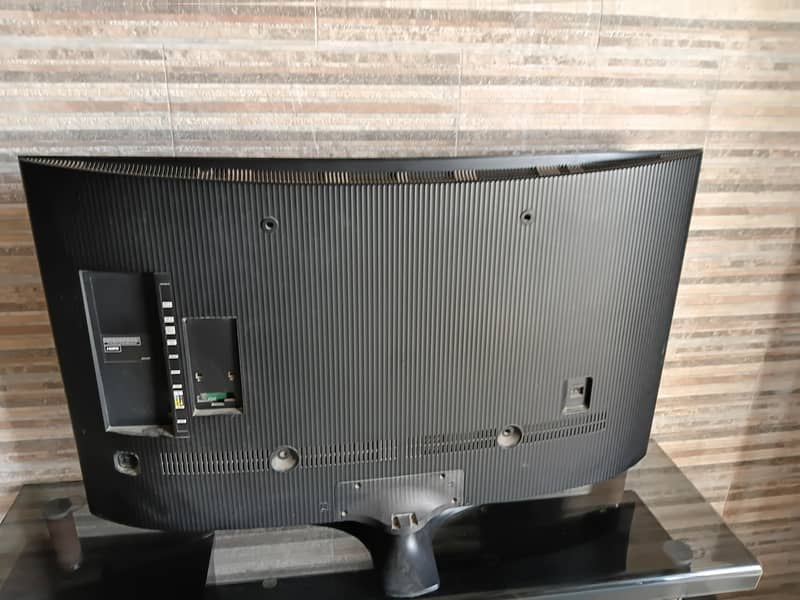 lcd tv 4