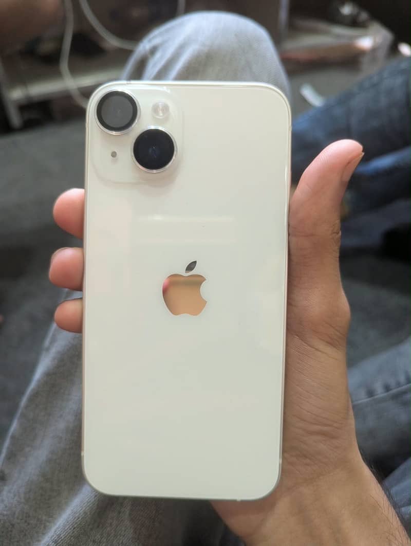 Apple iPhone 14 4