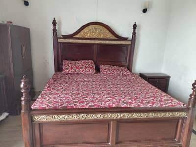pure shesham bed set