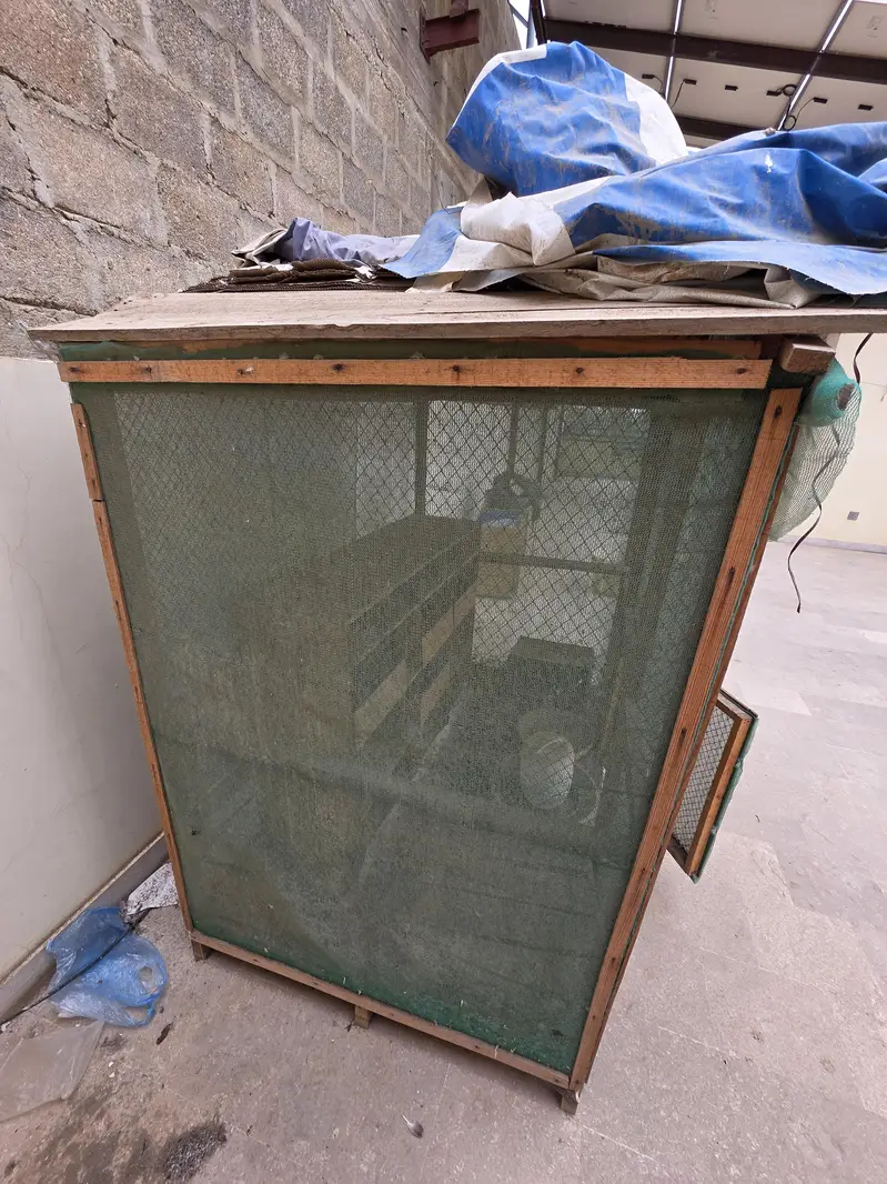 WOODEN CAGE — photo 3