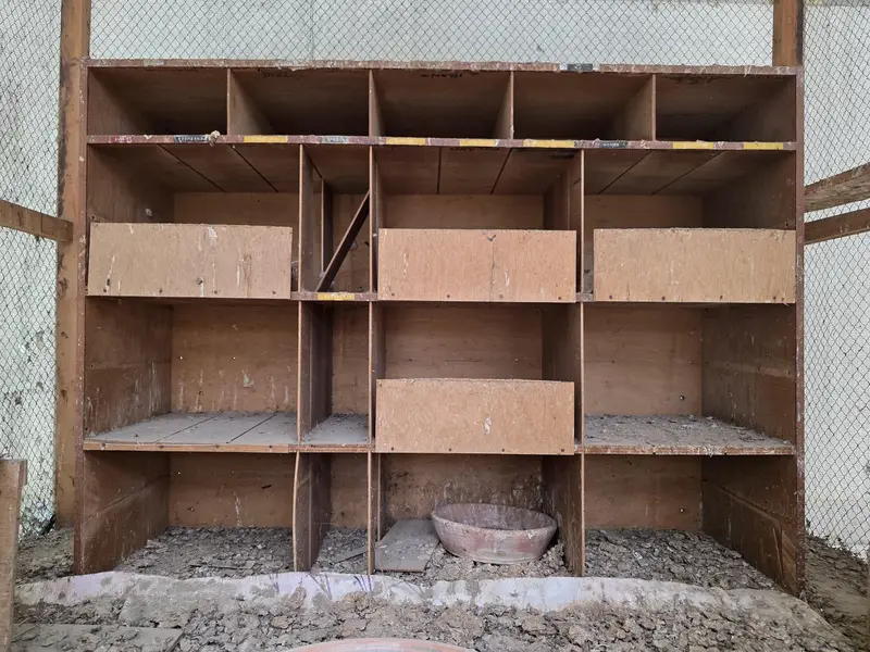 WOODEN CAGE — photo 5