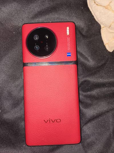 Vivo X90s