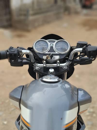 Honda CB 150f special edition 2022 karachi num