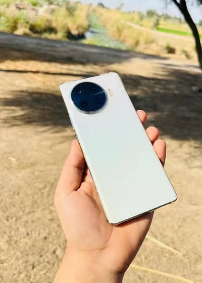 Tecno Spark 20 Pro Plus