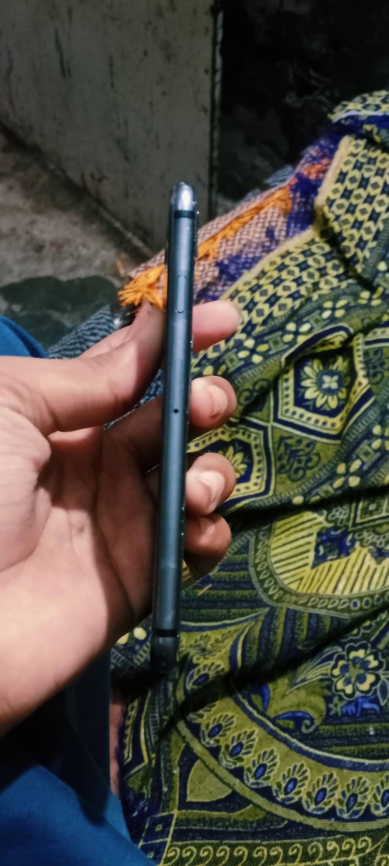 Apple iPhone 8 6
