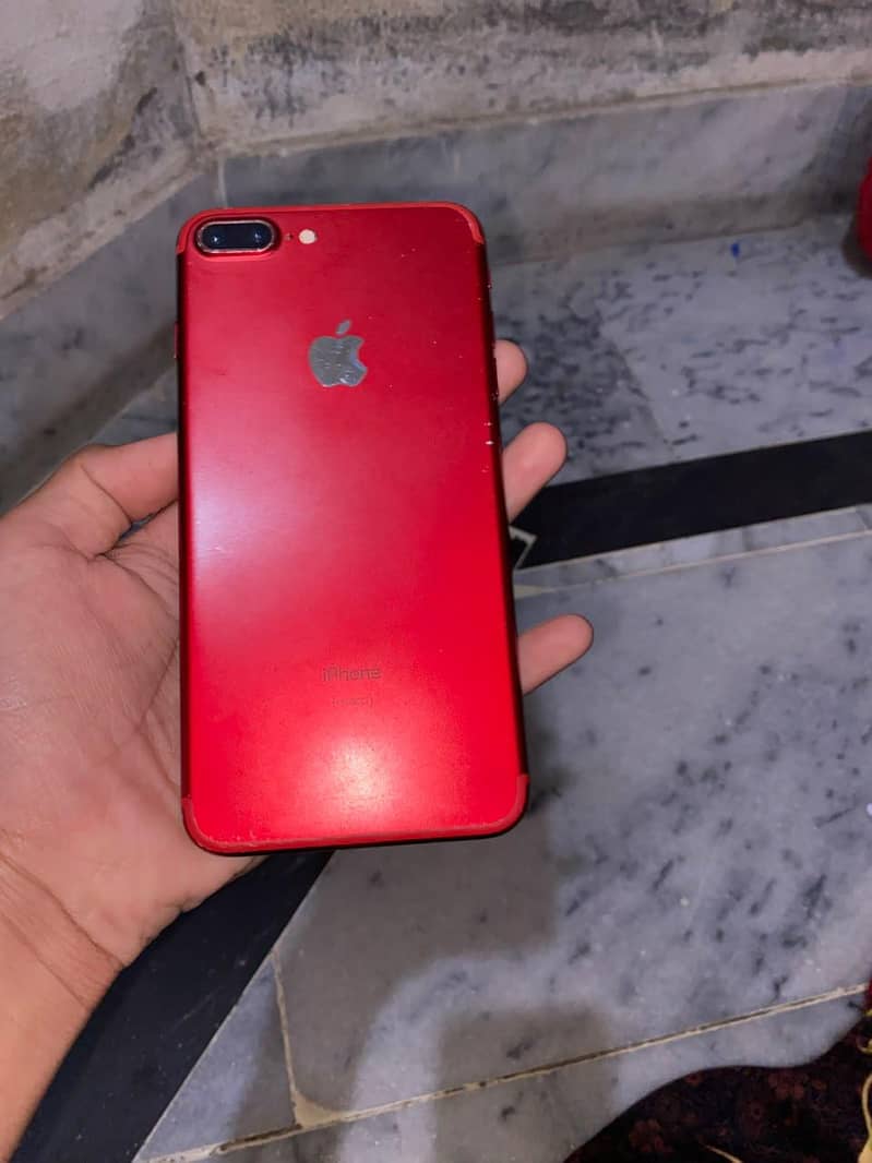 Apple iPhone 7 Plus 1
