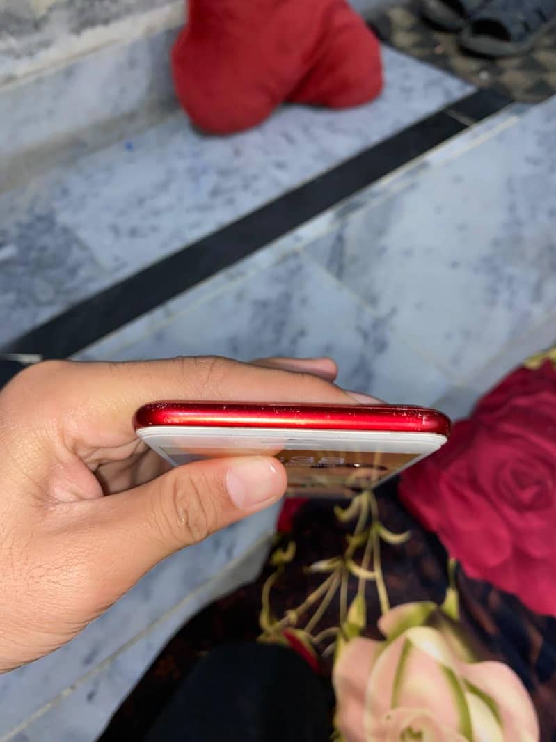 Apple iPhone 7 Plus 4
