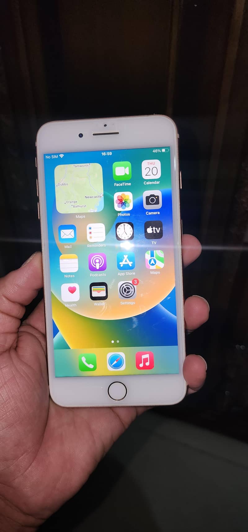 Apple iPhone 8 Plus 1