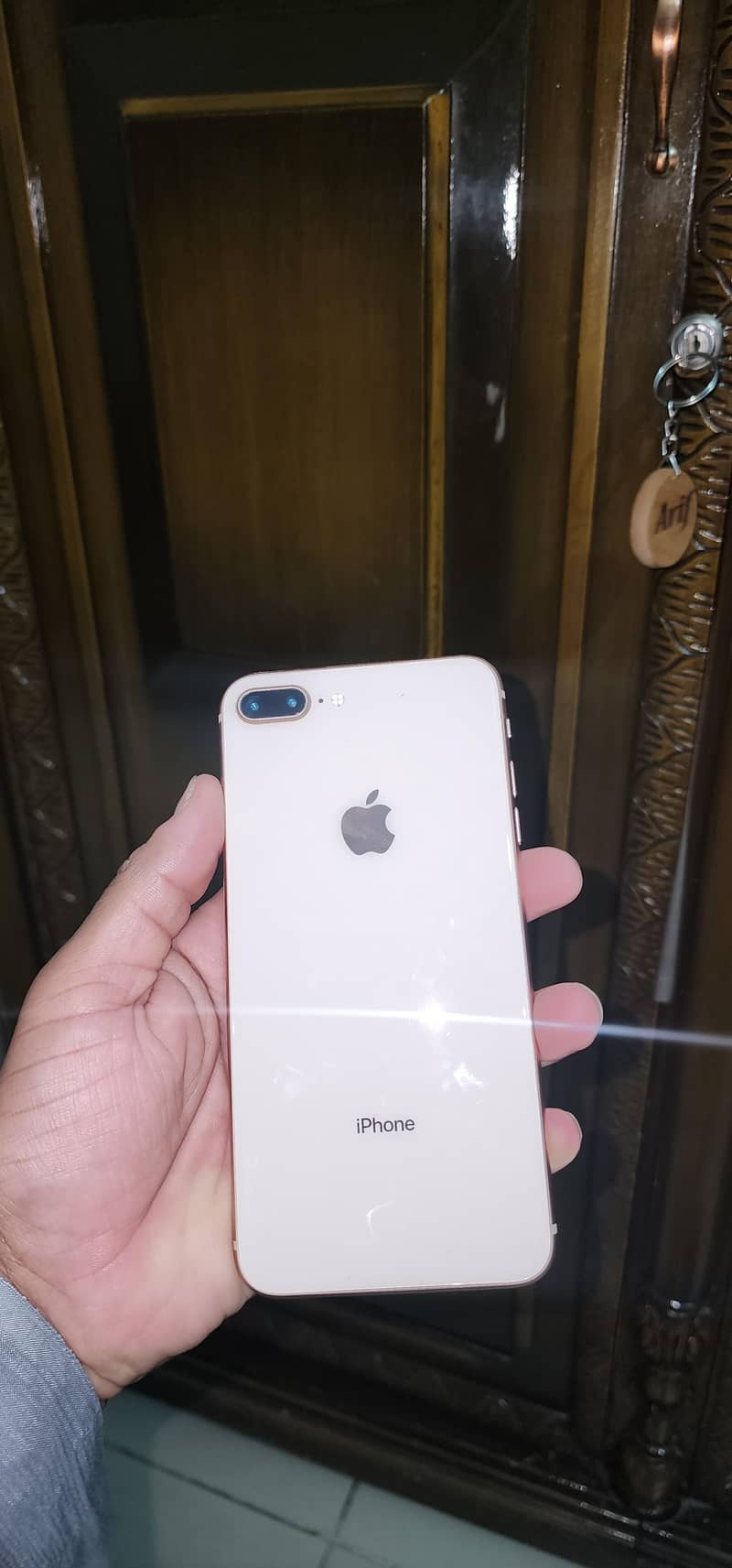 Apple iPhone 8 Plus 2