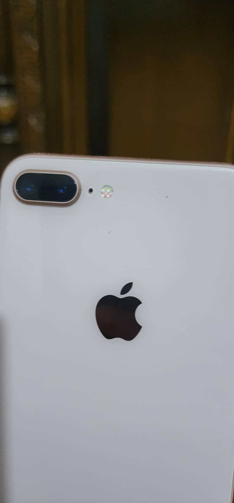 Apple iPhone 8 Plus 4