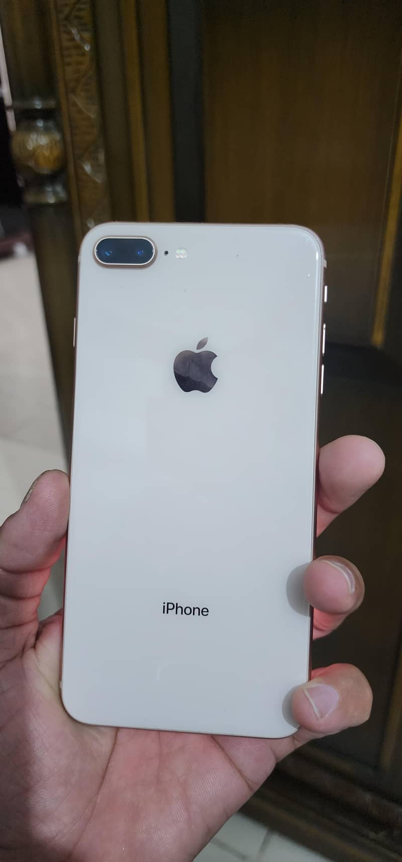 Apple iPhone 8 Plus 6