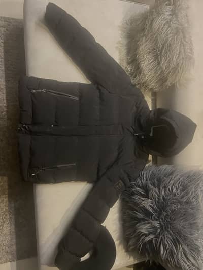 Black Puffer Jacket – Excellent Condition | Winter Jacket