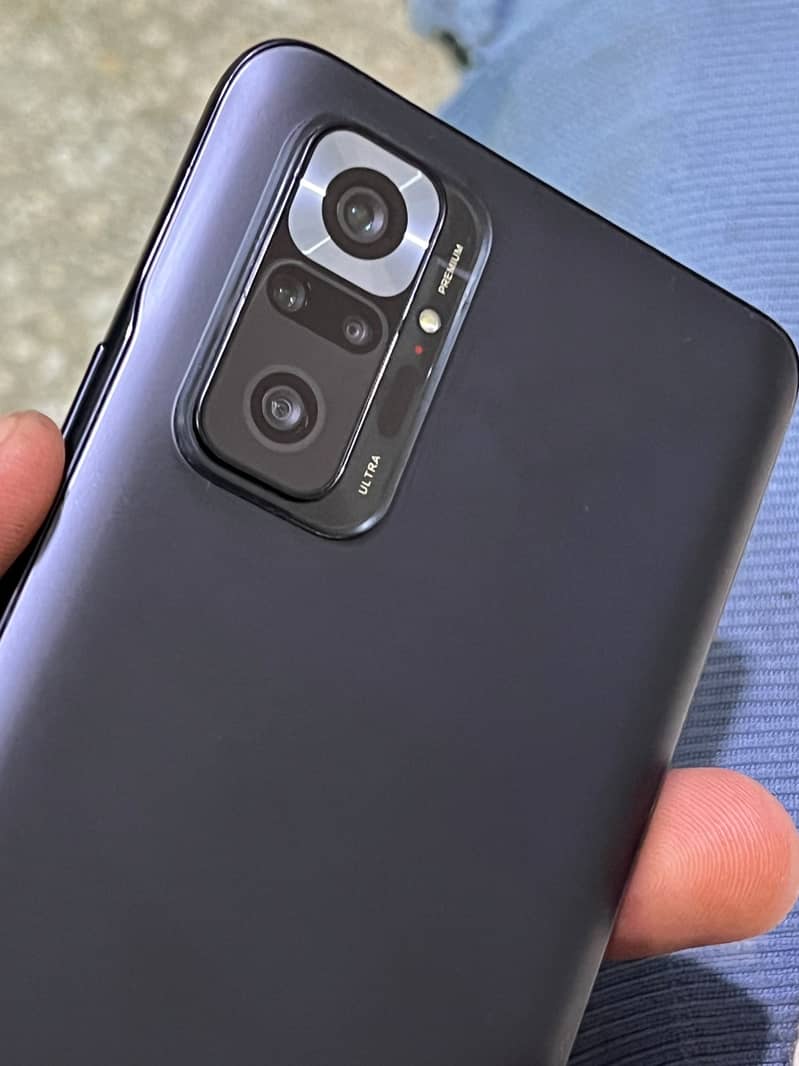 Phone 0