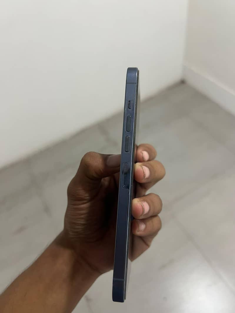 BApple iPhone 13 Pro Max 5