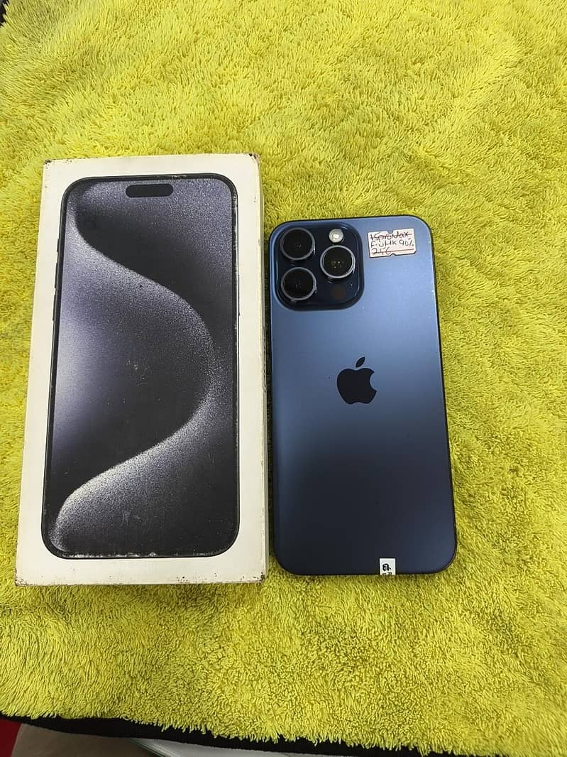 Apple iPhone 15 Pro Max 0