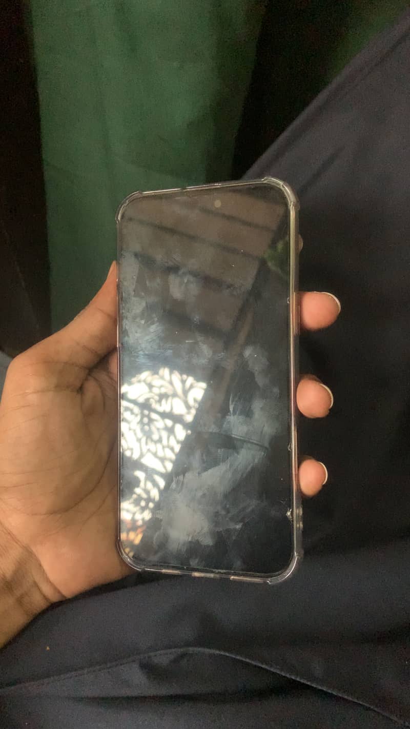 Apple iPhone 16 Pro Max 2