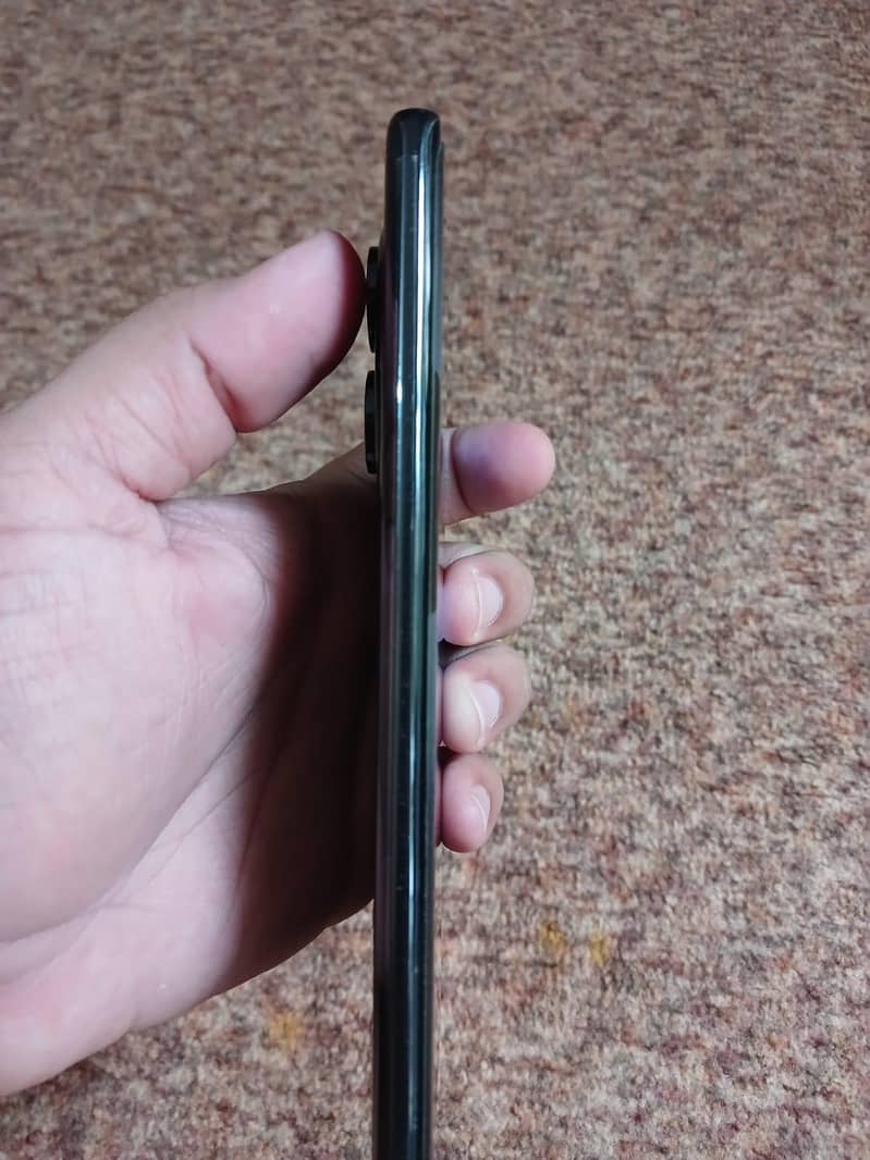 Xiaomi Redmi Note 14 Pro 3