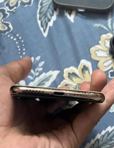 Apple iPhone XS