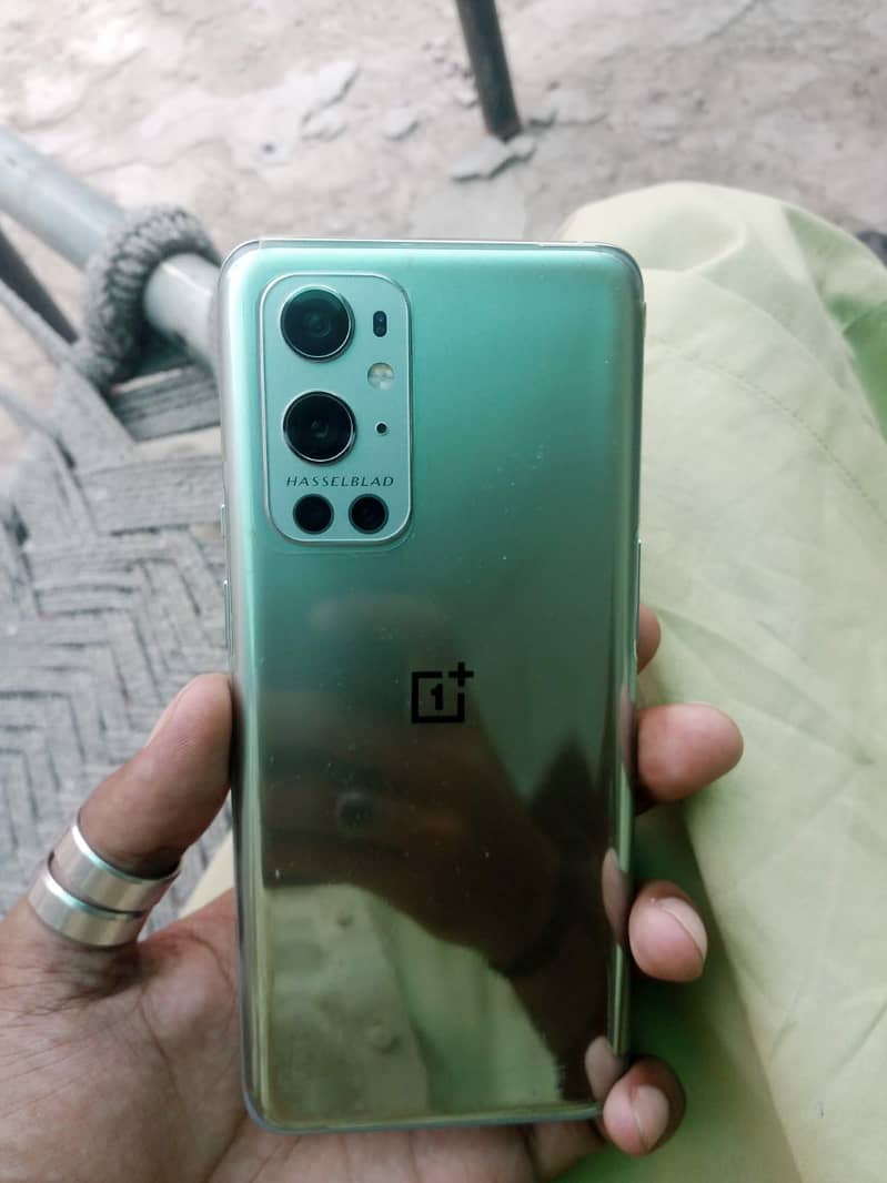 One Plus 9 Pro 5G 3