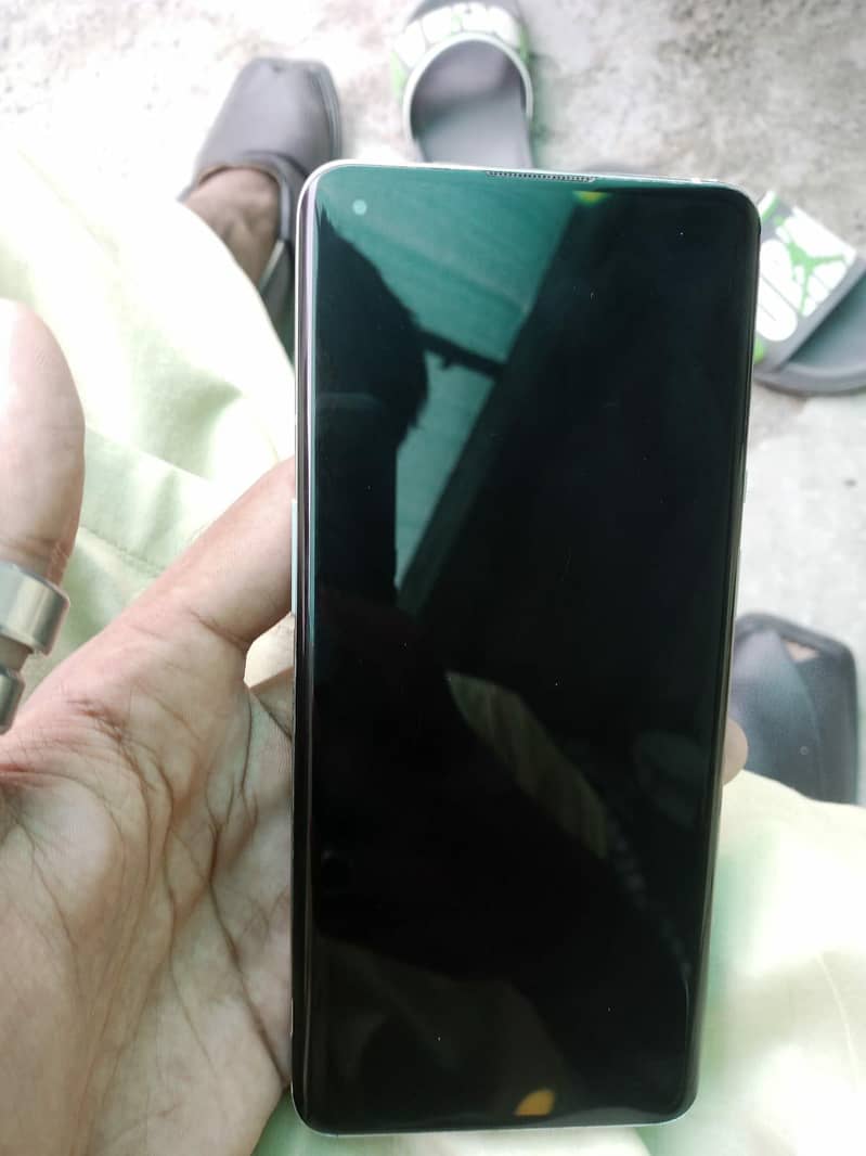 One Plus 9 Pro 5G 5