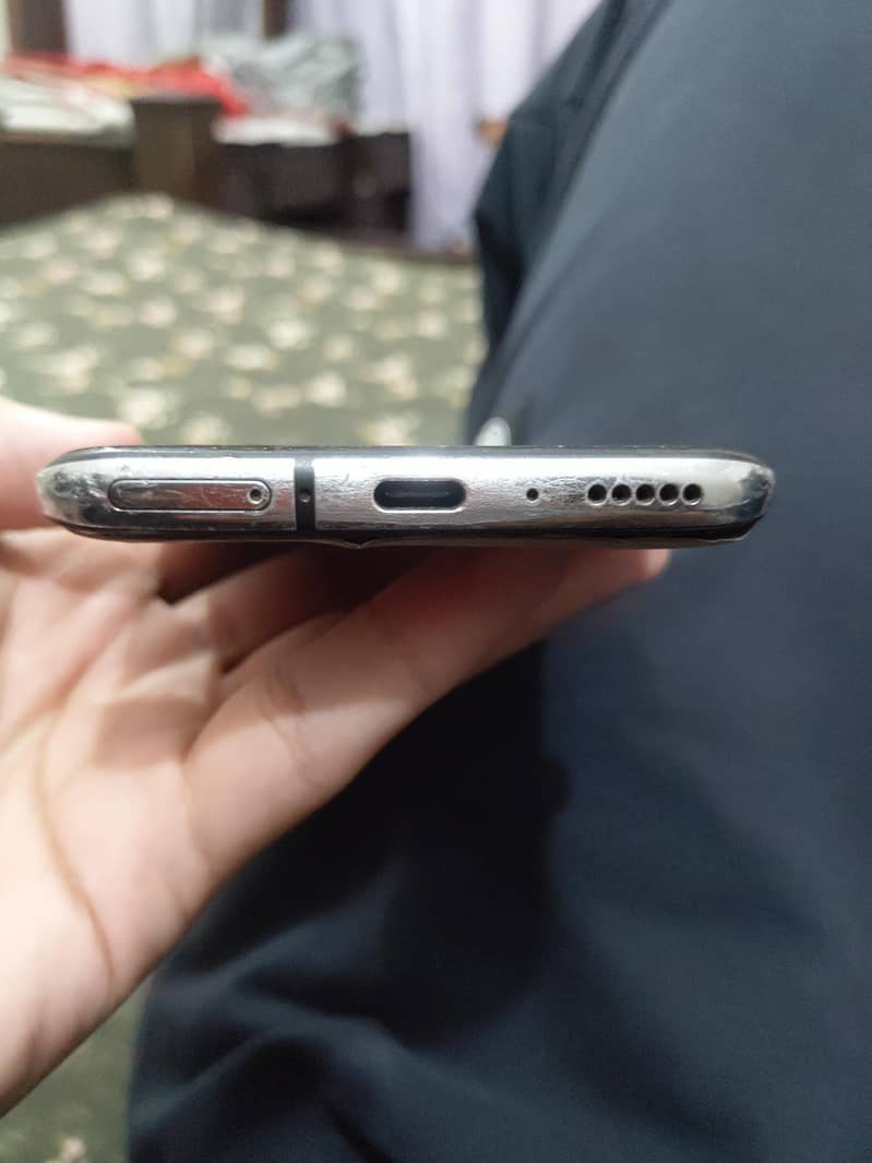 One Plus 7 Pro 3