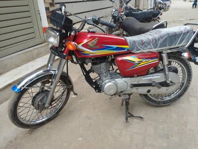 honda 125 2019 model  10 month . . condition 10/9 peso ki need h