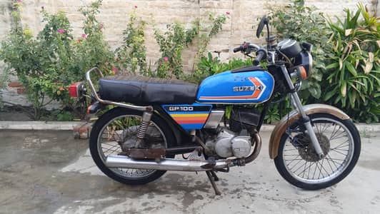 Sazuki GP 100