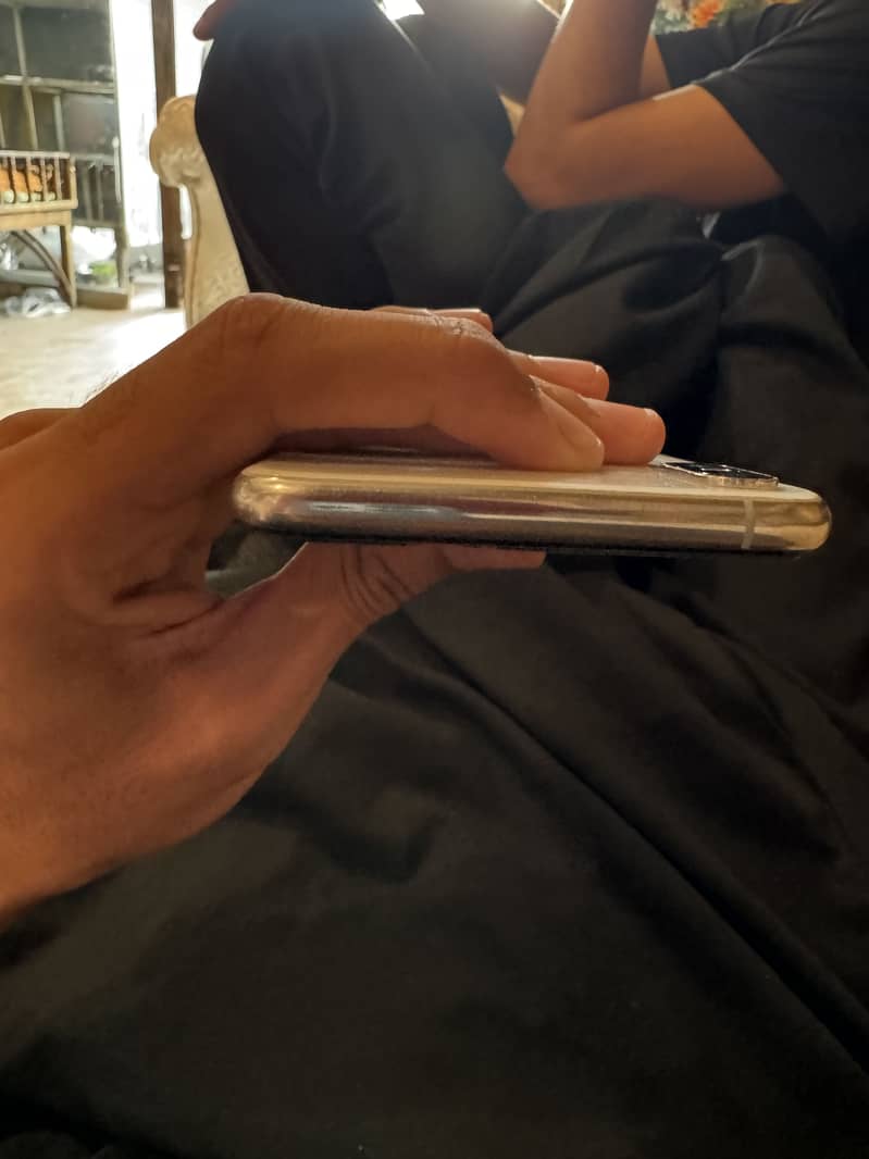 Iphone x s max 0