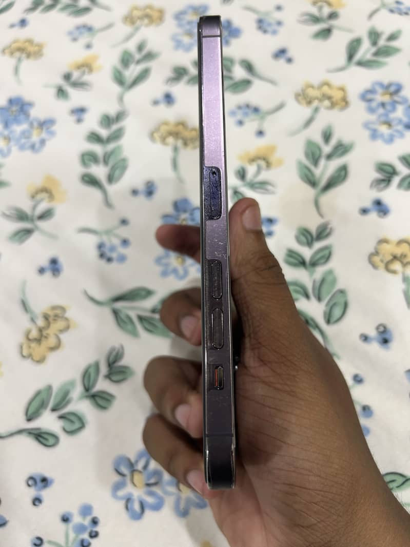 Apple iPhone 14 Pro Max 2