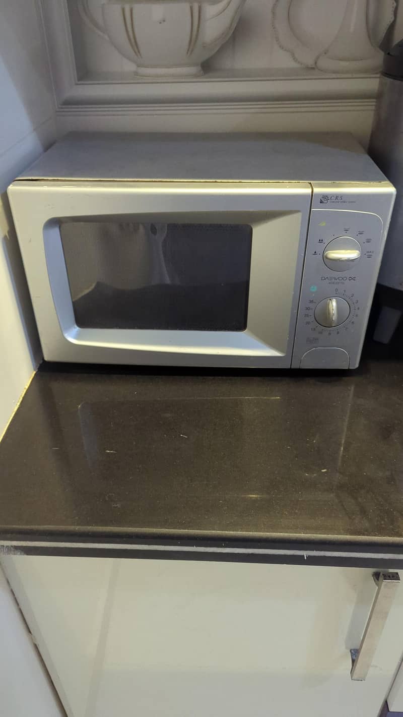 Microwave 0
