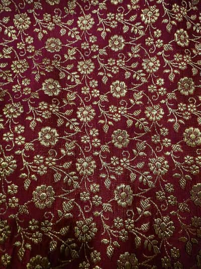 Pure Indian Banarsi saree with pure gold fine tilla work