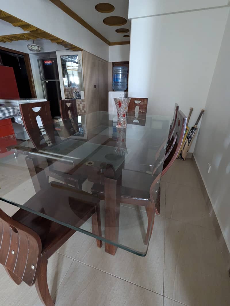 Dining table and small central table 2
