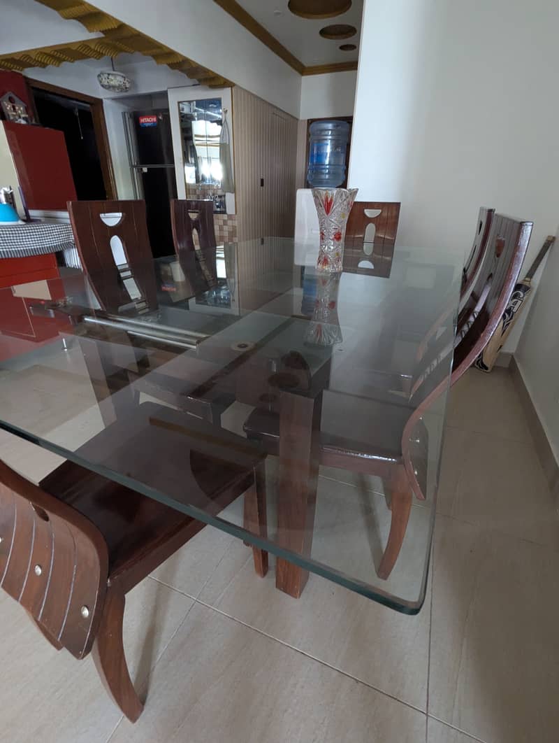 Dining table and small central table 4