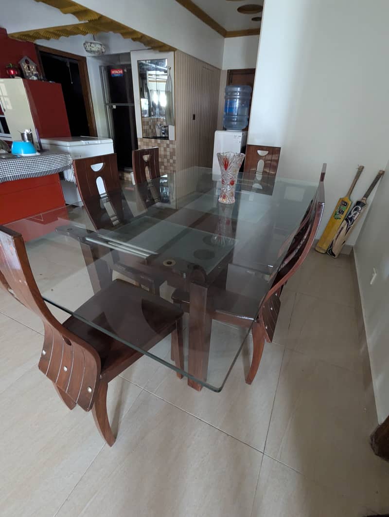 Dining table and small central table 6