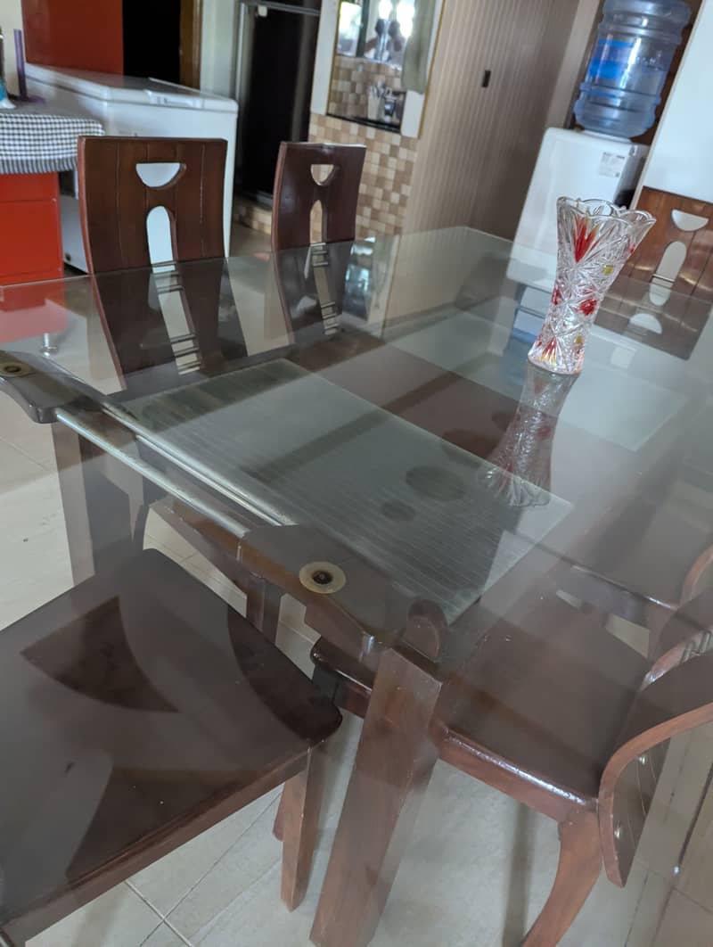 Dining table and small central table 12