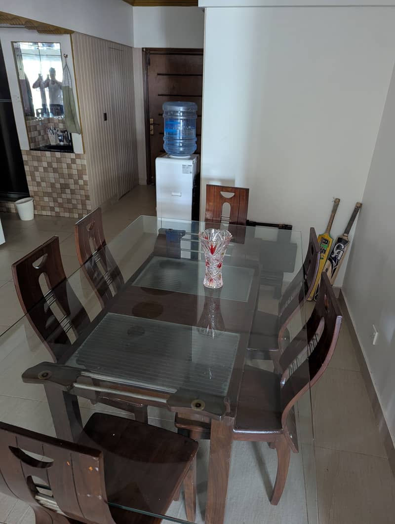 Dining table and small central table 13