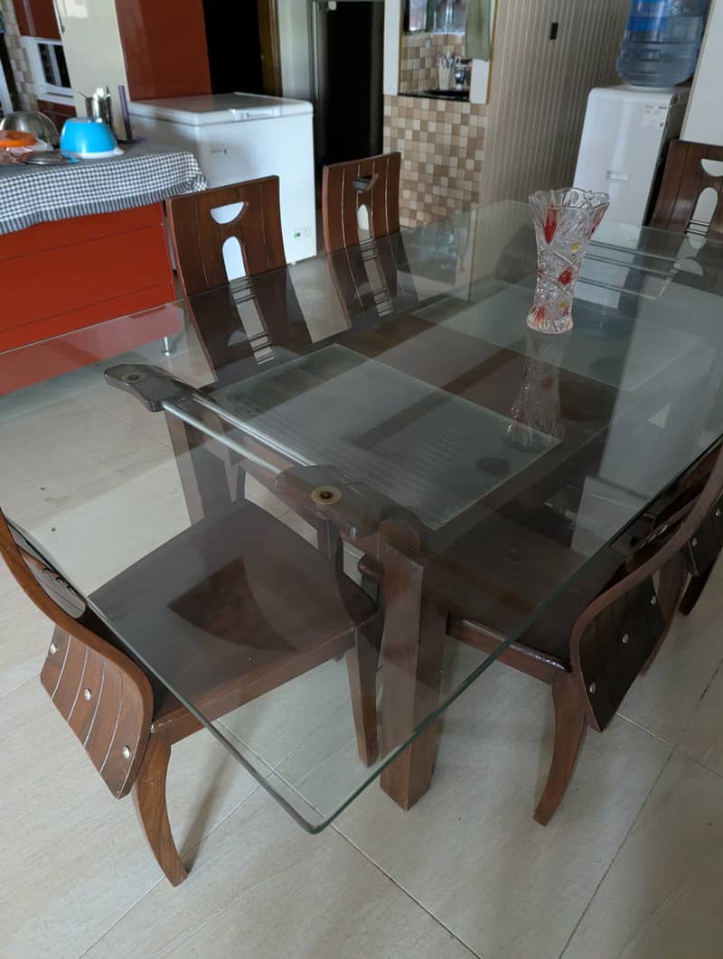 Dining table and small central table 18