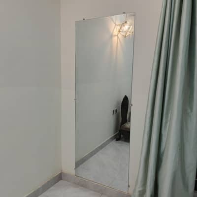 wall mirror