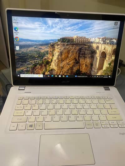 ACER aspire V3-372T-5051