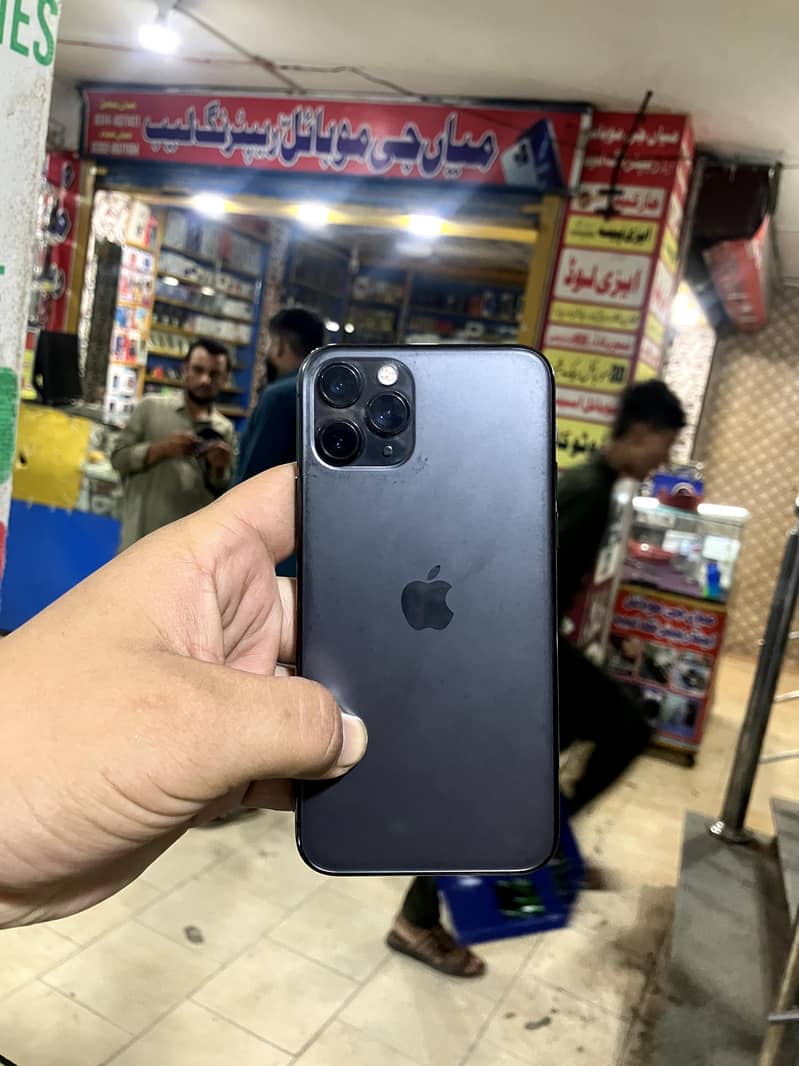 Apple iPhone 11 Pro 0