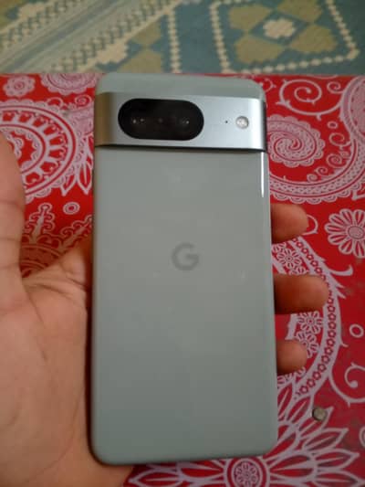 Google Pixel 8