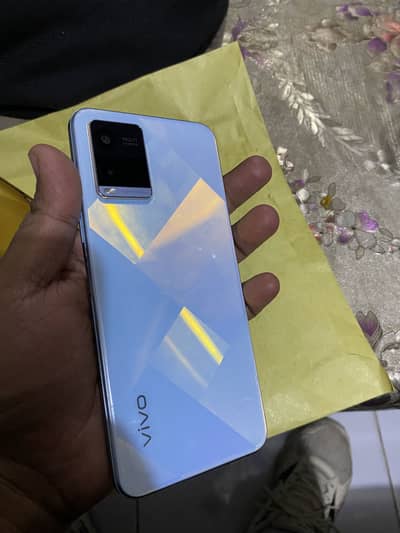 Vivo Y21