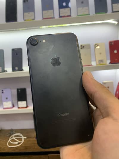 iPhone 7 (OFFER) 03275894788