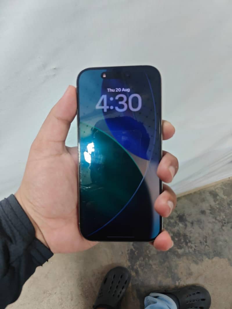 Apple iPhone 15 Pro 1