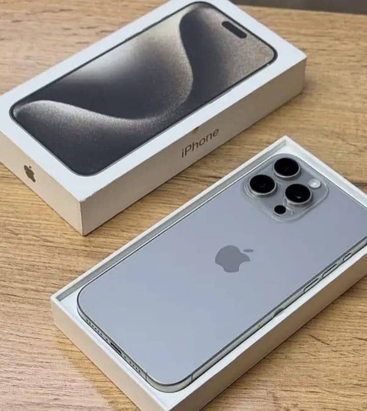 Apple iPhone 15 Pro Max 0