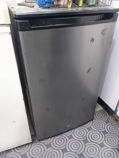 office mini fridge